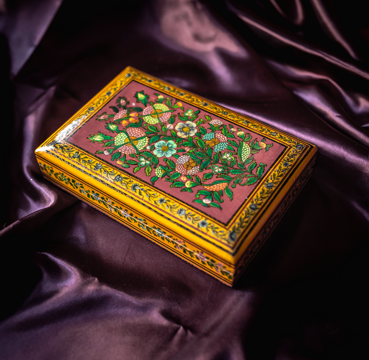 Kasmiri papier mache
